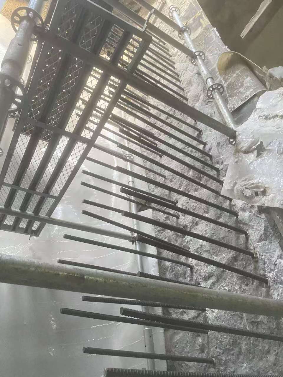 三沙墙体开裂有没有安全隐患?